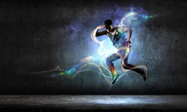 B-boy bazı performans taşır. Karışık teknik