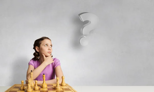 Schack spel för smart sinne. Mixed media — Stockfoto