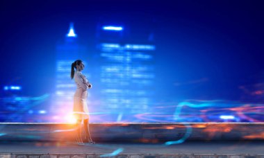 Geç geceye kadar çalışma. Karışık teknik