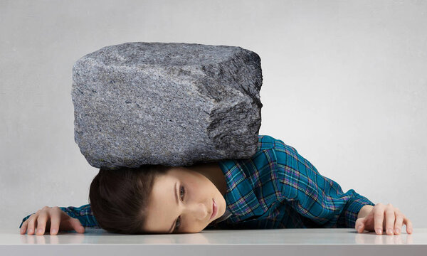 Под давлением проблем. Смешанные медиа
