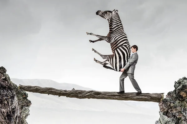 Geschäftsmann mit Zebra. Gemischte Medien — Stockfoto