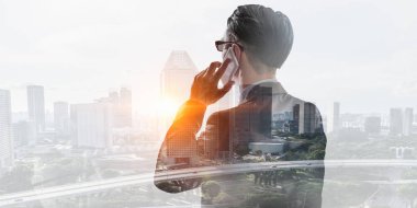 Bu şehir ekarte etmek için gidiyor. Karışık teknik