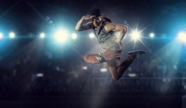 B-boy bazı performans taşır. Karışık teknik