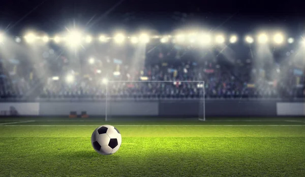 Fußballstadion im Scheinwerferlicht. Gemischte Medien — Stockfoto