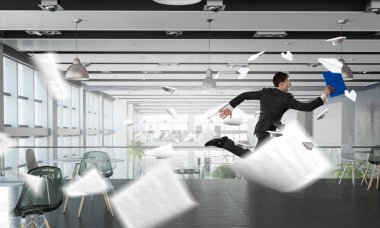 Anlaşma var. Karma ortam. Karışık teknik