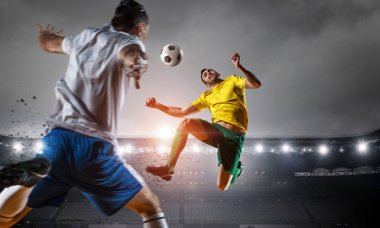Futbol maçı sıcak anlar. Karışık teknik