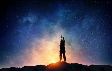 Aşırı Tırmanma onun adrenalindir. Karışık teknik