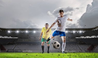Futbol maçı sıcak anlar. Karışık teknik