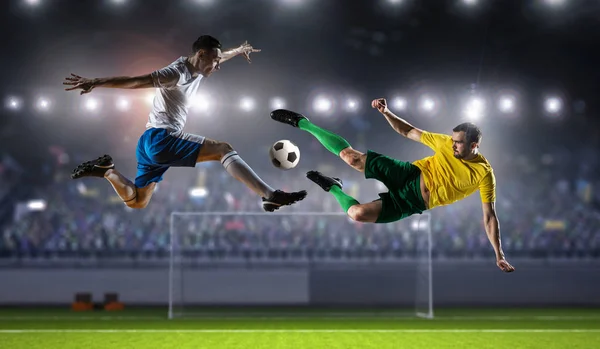 Hot moments of soccer match . Mixed media — Stock Photo, Image