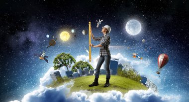 Önlemler alan Oluşturucusu kadın. Karışık teknik