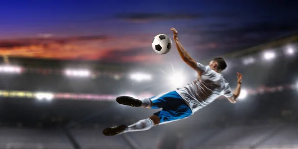 Hot moments of soccer match . Mixed media — Stock Photo, Image