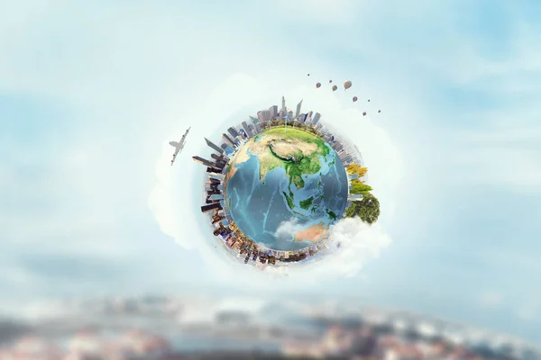 Globus und Stadtbild. Gemischte Medien — Stockfoto