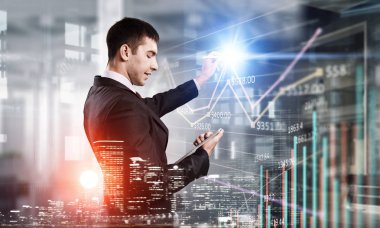 Yenilikçi teknolojiler kullanılıyor. Karışık teknik