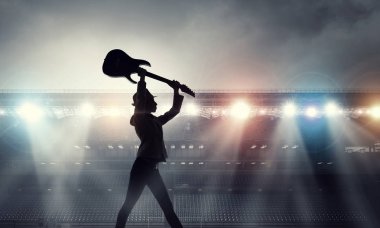 Onun yaşam tarzı müziktir. Karışık teknik