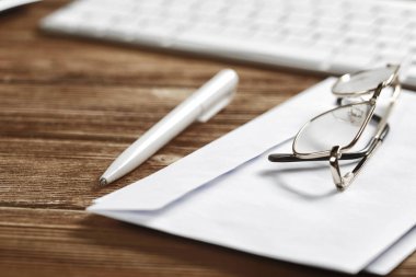 İş natürmort kavramı. Karışık teknik