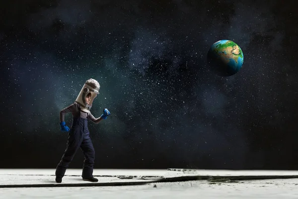 Han vill bli astronaut. Mixed media — Stockfoto