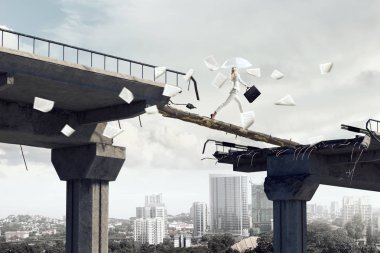 Bu meydan kadar cesur. Karışık teknik