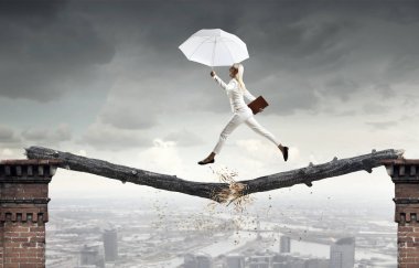 Bu meydan kadar cesur. Karışık teknik