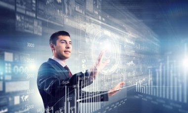 Yenilikçi teknolojiler kullanılıyor. Karışık teknik