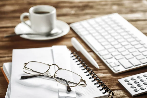 Business Stillleben Konzept. Gemischte Medien — Stockfoto