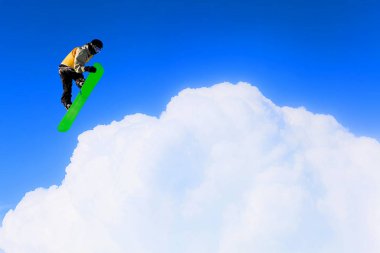 Onun aktif spor yaşam tarzı. Karışık teknik