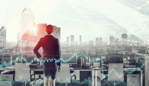 Kurumsal işyerleri tarafından modern ekipmanlarla donatılmıştır. Karışık teknik