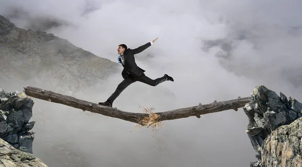 Het overwinnen van angst voor mislukking. Mixed media. Mixed media — Stockfoto