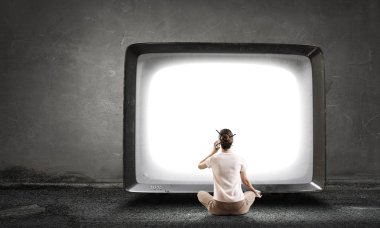 Televizyon bağımlılığı sorunu. Karışık teknik