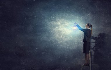 Karanlıkta kaybettim. Karma ortam. Karışık teknik