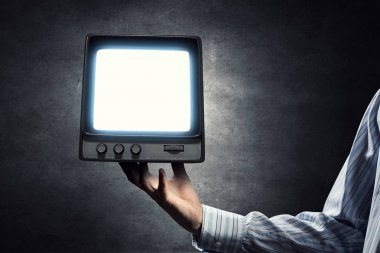 Televizyon bağımlılığı sorunu. Karışık teknik