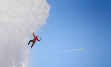 Aşırı Tırmanma onun adrenalindir. Karışık teknik