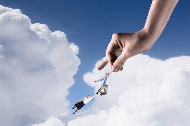 El güç ve kontrol. Karışık teknik