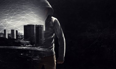 Şehrin suçlu. Karışık teknik