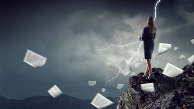 Herhangi bir sorun durumunda korumalı. Karışık teknik