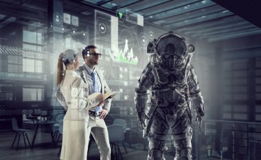 Uzay elbisesi tasarımı bilim adamları. Karma ortam. Karışık teknik