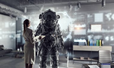 Uzay elbisesi tasarımı bilim adamları. Karma ortam. Karışık teknik