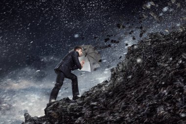 O durdurmak için gitmiyor. Karışık teknik