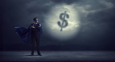 Süper becerileri ile çalışan. Karışık teknik