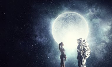 Uzay elbisesi tasarımı bilim adamları. Karma ortam. Karışık teknik