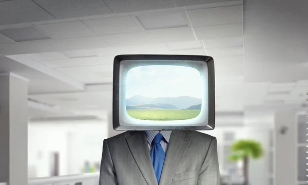 Άνθρωπος με τηλεόραση αντί για το κεφάλι. Μικτή τεχνική. Μικτή τεχνική — Φωτογραφία Αρχείου