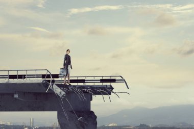 Yine de yapacak. Karışık teknik