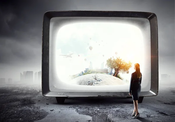 Problemet med TV-missbruk. Mixed media — Stockfoto
