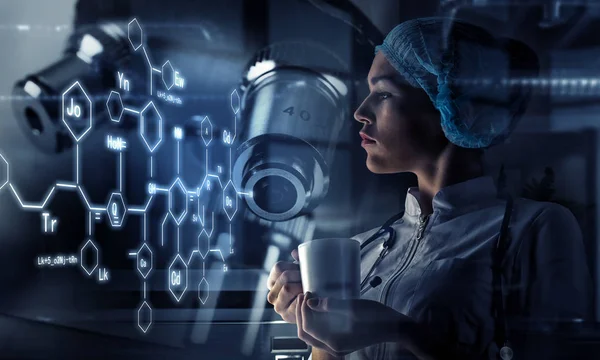 Teknologi inovasi dalam ilmu pengetahuan dan kedokteran. Campuran media — Stok Foto