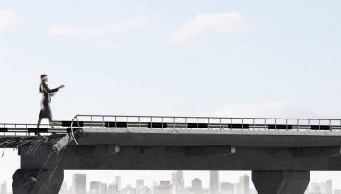 Riske ve dikkatli adımlar