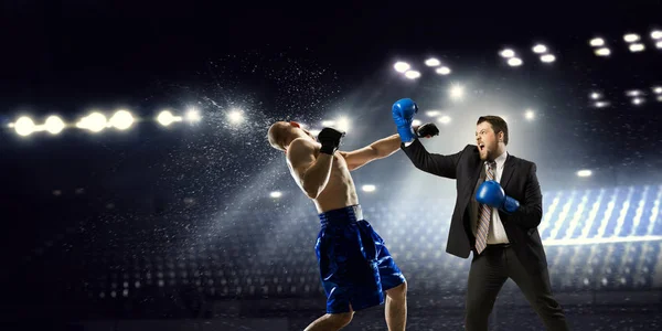 He is fighting for success — Stock Photo, Image