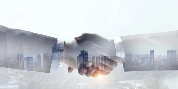 Obchodní handshake jako symbol obchodu — Stock fotografie