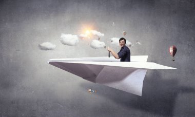 O rahat ve dikkatsiz.