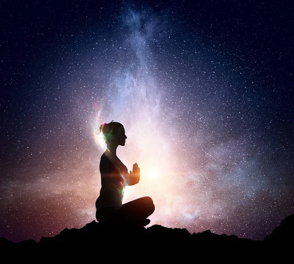 Yoga fiziksel ve ruhsal tedavi olarak