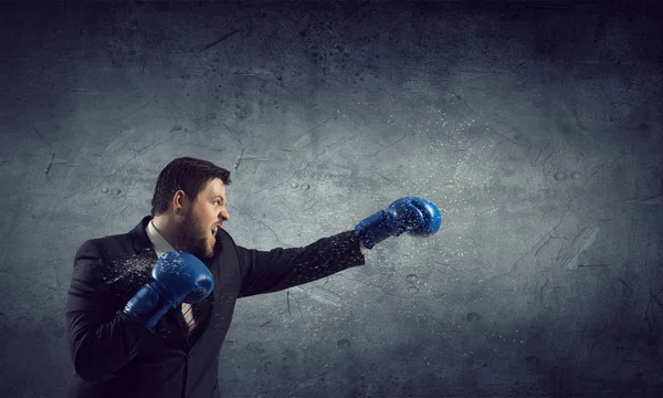 He is fighting for success — Stock Photo, Image