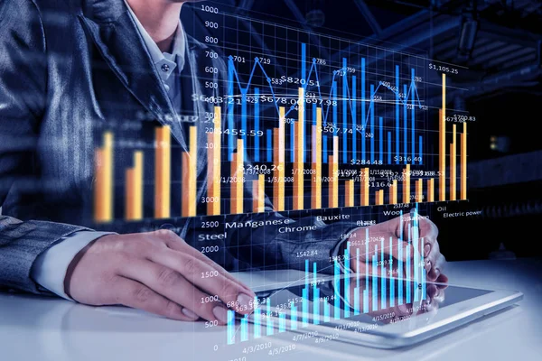 Kvinna med modern grafik — Stockfoto